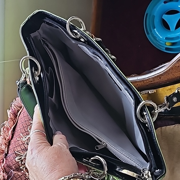 💚 Beijo "Uptown" Tote/Satchel - Picture 7 of 13